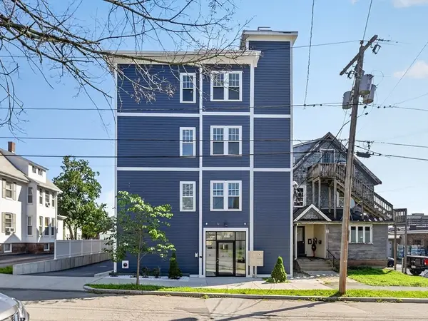 222 Arlington St #2B, Quincy, MA 02170