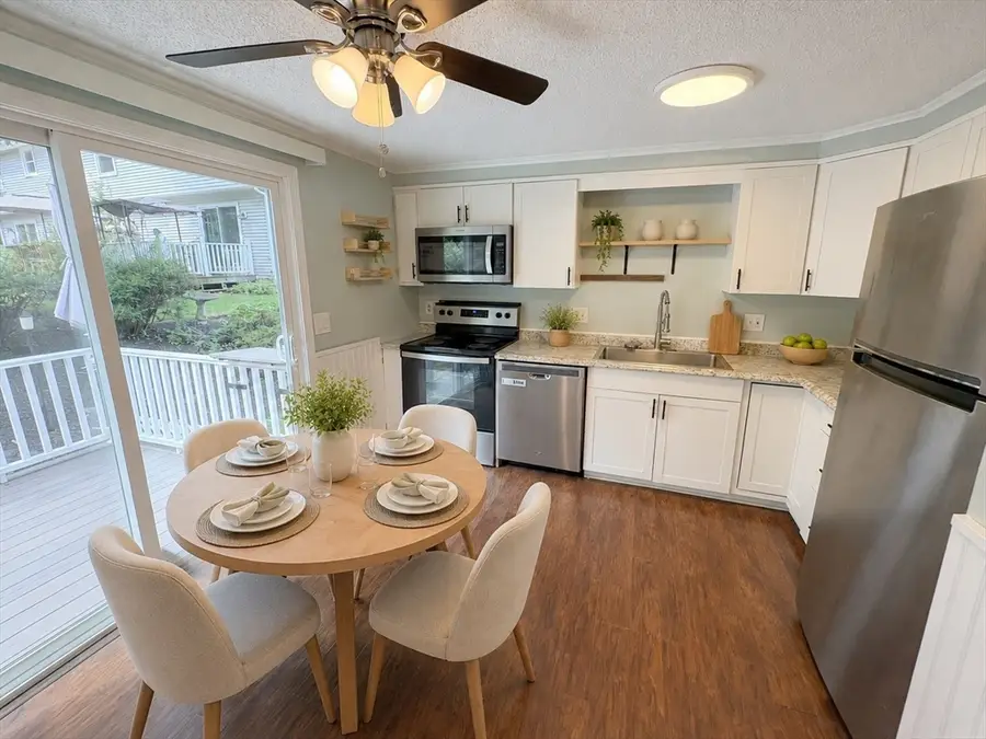 270 Sunderland Rd #23, Worcester, MA 01604 - #2