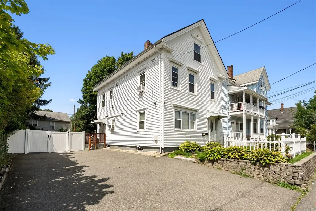 452 N Montello St, Brockton, MA 02302 - #1