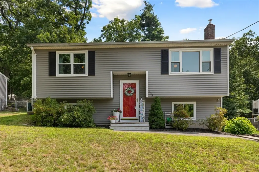 133 Willowdale Rd, Tyngsborough, MA 01879 - #1