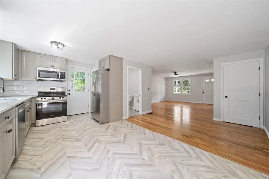 30 Lawn St #30, Attleboro, MA 02703 - #3