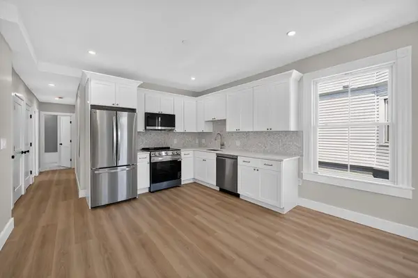 533 Washington Street #4, Boston, MA 02124