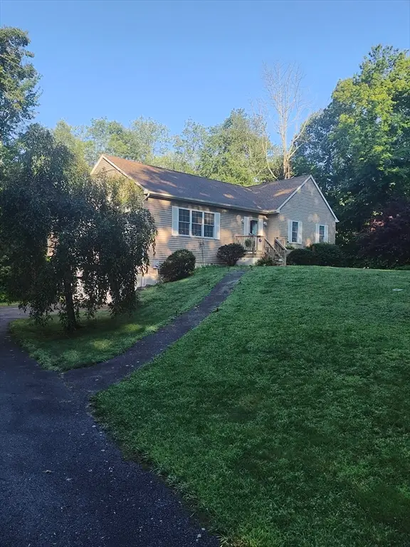 299 River St, Leicester, MA 01524 - #3