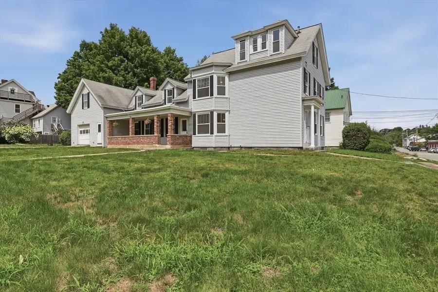 142 Pleasant St, Winchendon, MA 01475 - #3