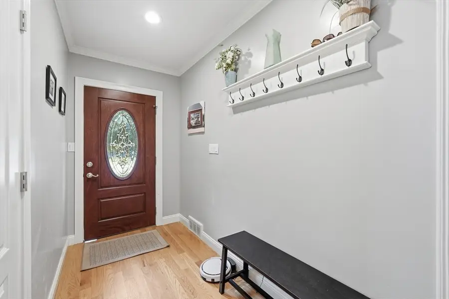 7 Pincushion Rd, Framingham, MA 01702 - #3