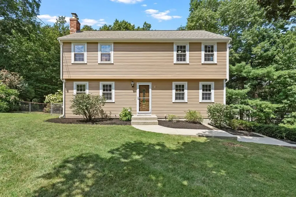 394 Old Farm Rd, Franklin, MA 02038 - #1