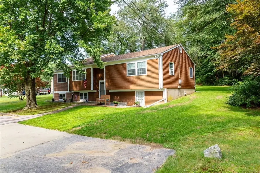 3235 Sharps Lot Rd, Dighton, MA 02715 - #2