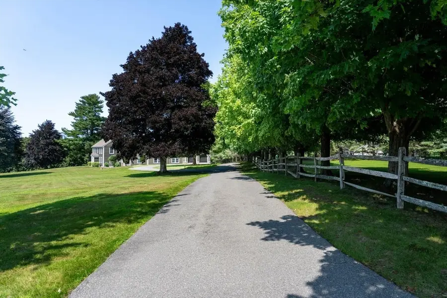 47 East St, Middleton, MA 01949 - #3