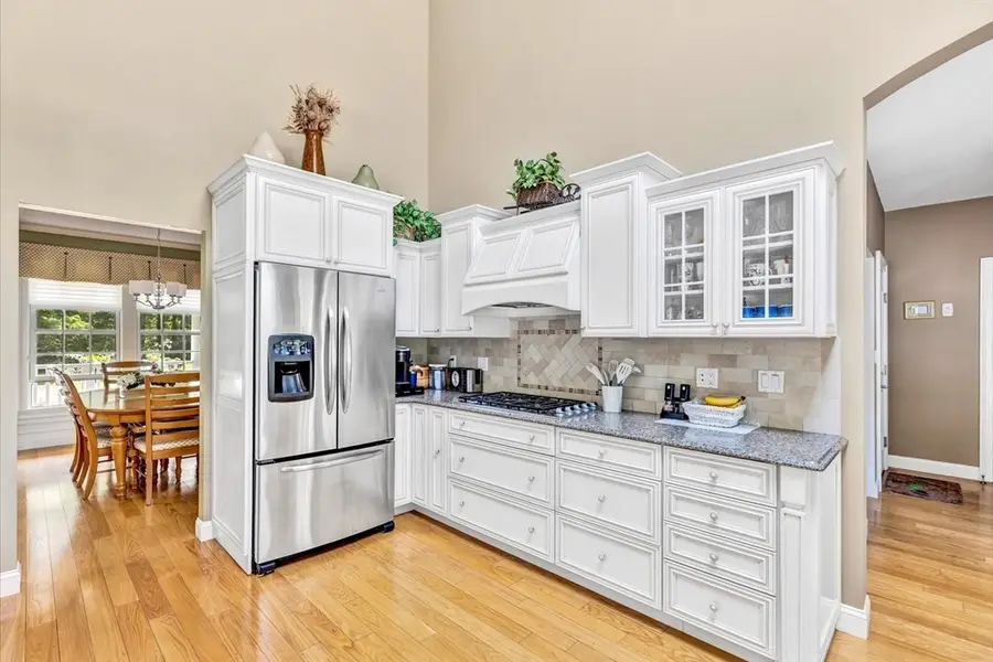42 Iris Ln, Barnstable Town, MA 02675 - #2