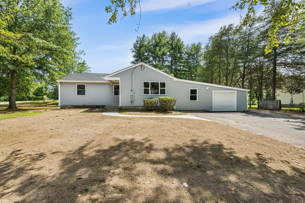 211 Bonnie Brae Dr, West Springfield, MA 01089 - #1