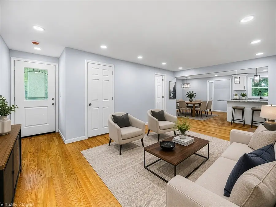 211 Bonnie Brae Dr, West Springfield, MA 01089 - #3