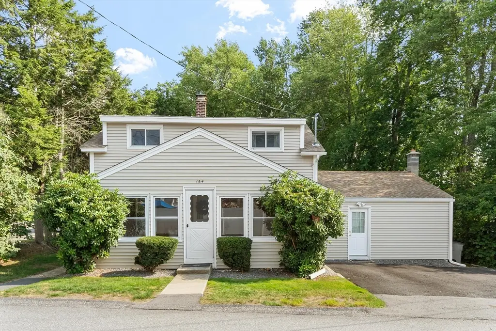 164 Coleman St, Gardner, MA 01440 - #1