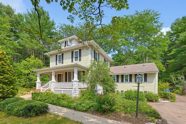 157 Taunton St, Wrentham, MA 02093