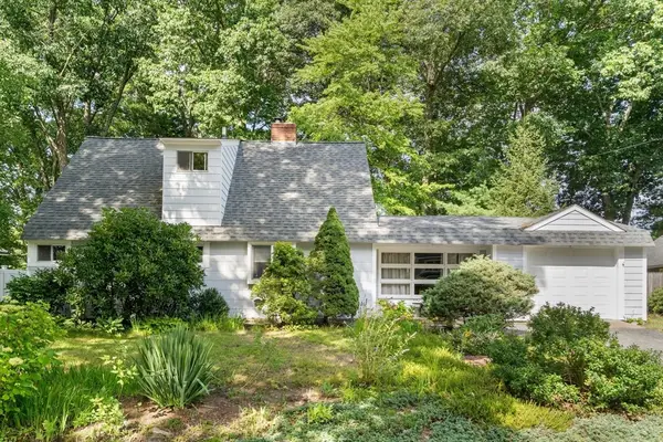 24 Vernon Road, Natick, MA 01760