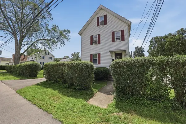 9 Arlington Street, Woburn, MA 01801