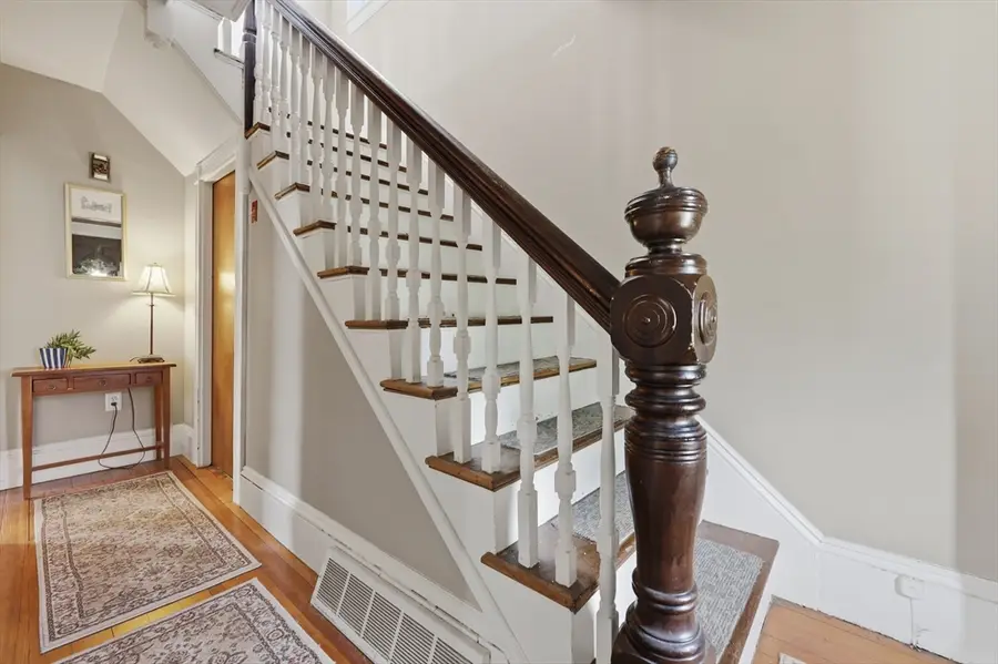 9 Arlington Street, Woburn, MA 01801 - #3