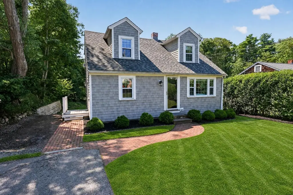 47 Church St, Cohasset, MA 02025 - #1