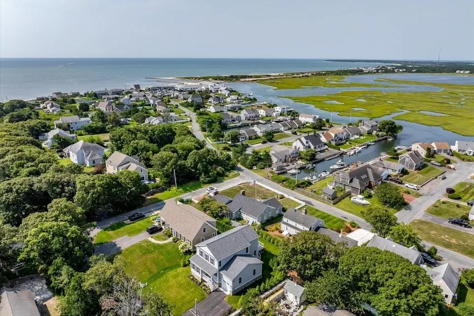 29 Parkers Neck Road, South Yarmouth, MA 02664 - #1