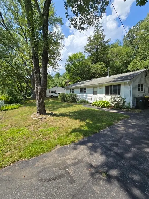 41 Potter Dr, Bellingham, MA 02019 - #3