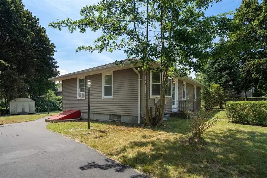 128 Clark St, Worcester, MA 01606 - #3