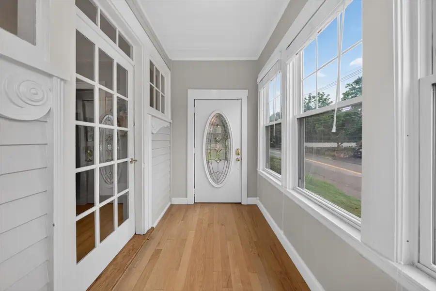 41 Maple St, Stoneham, MA 02180 - #3