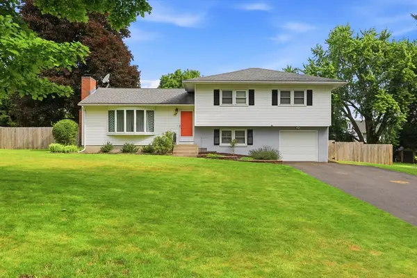 277 Brainerd St, South Hadley, MA 01075