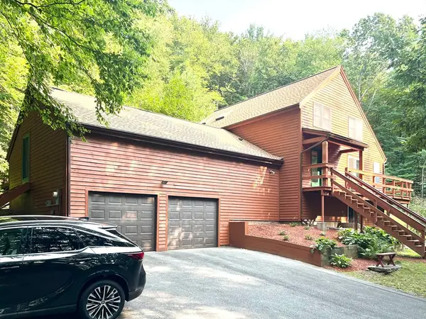 42 Captain Lathrop Drive, Deerfield, MA 01373