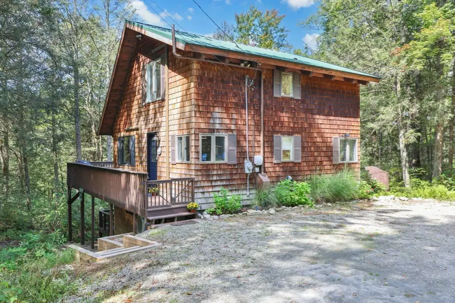 136 E Otter Dr, Tolland, MA 01034 - #2