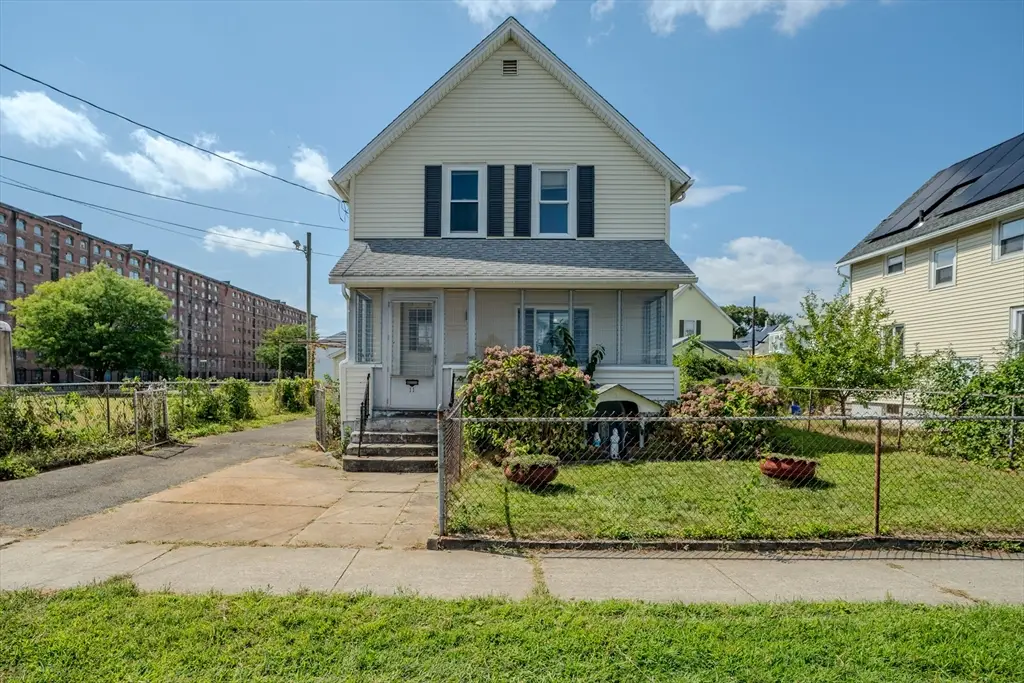 11 Hampshire Street, Ludlow, MA 01056 - #1