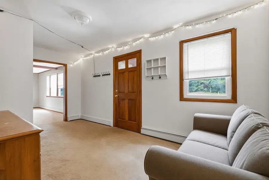 90 Glenview, Upton, MA 01568 - #3