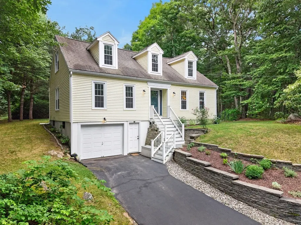 81 Moon Hill Rd, Northbridge, MA 01534 - #1
