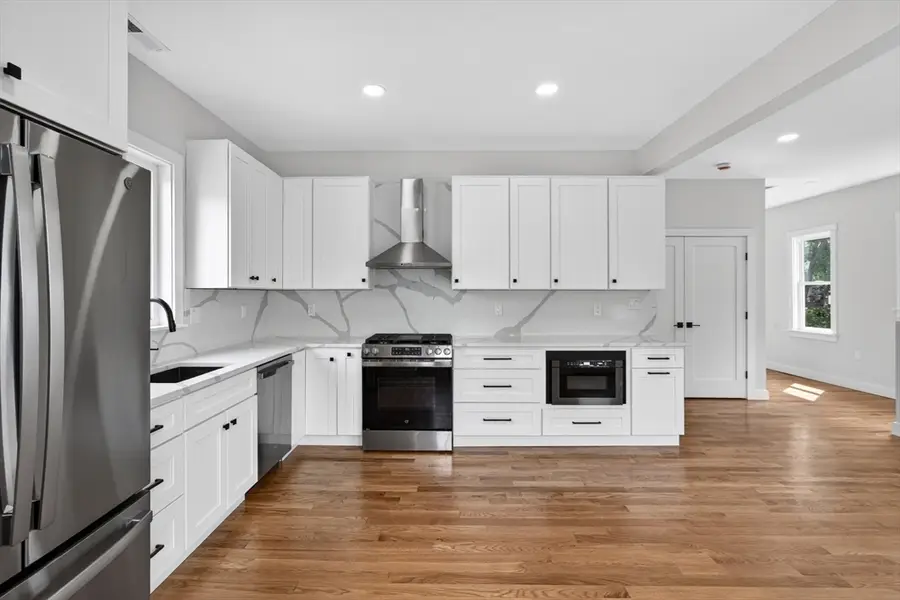 21 Hutchinson St #2, Winthrop, MA 02152 - #3