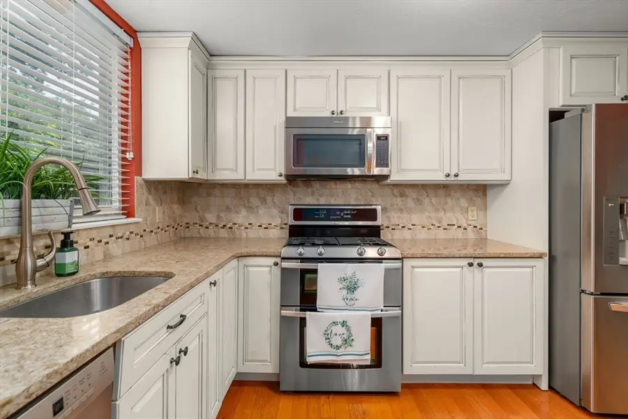 79 Gaslight Ln #79, Easton, MA 02356 - #3