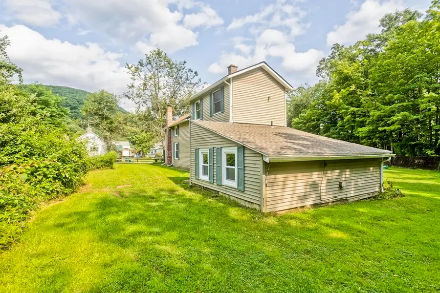 23 Maple St, Chester, MA 01011 - #3
