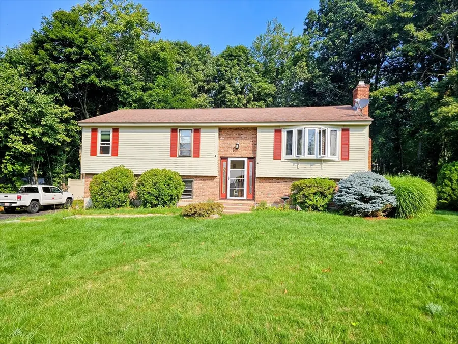4 Sycamore Dr, Rutland, MA 01543 - #2
