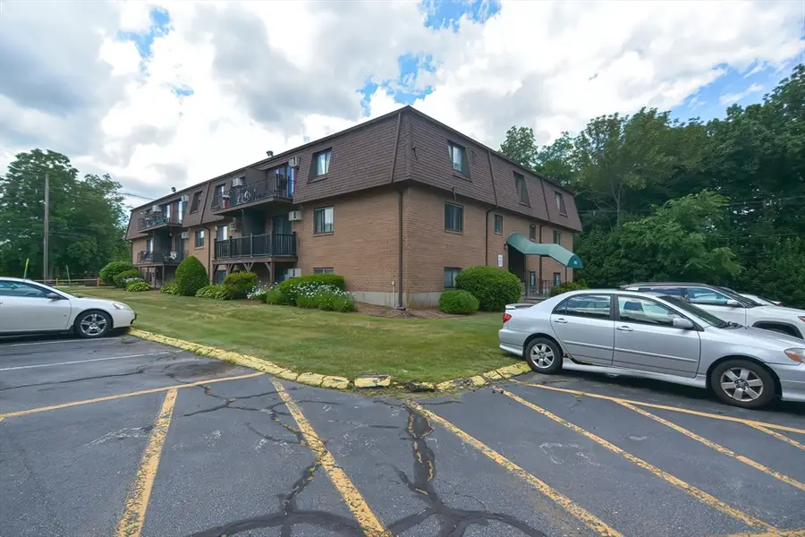 800 County St #3-3A, Taunton, MA 02780 - #3