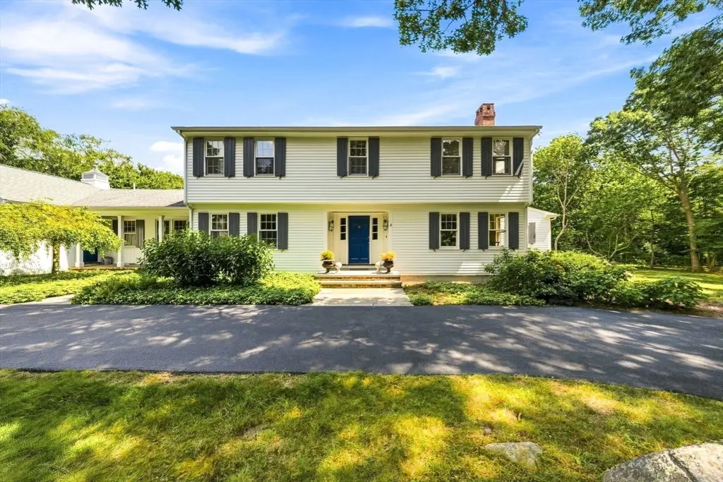 8 W Rockland Farm, Dartmouth, MA 02748 - #1