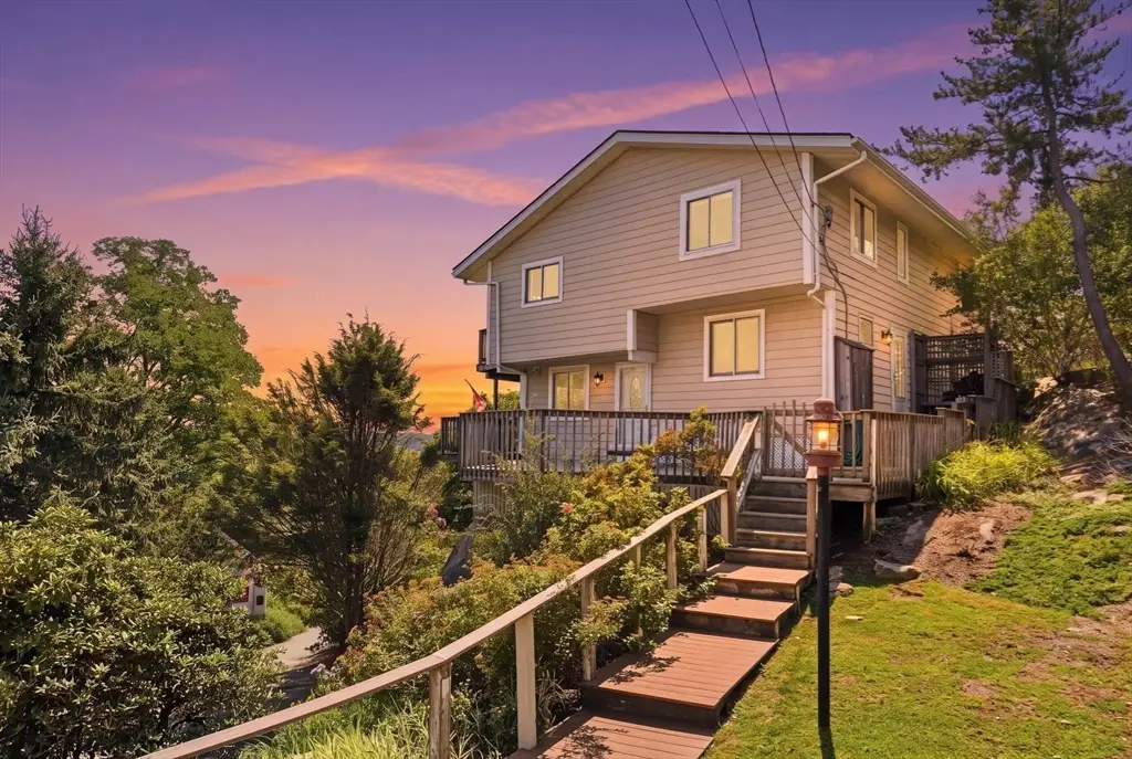 2 Dune Circle, Gloucester, MA 01930 - #1