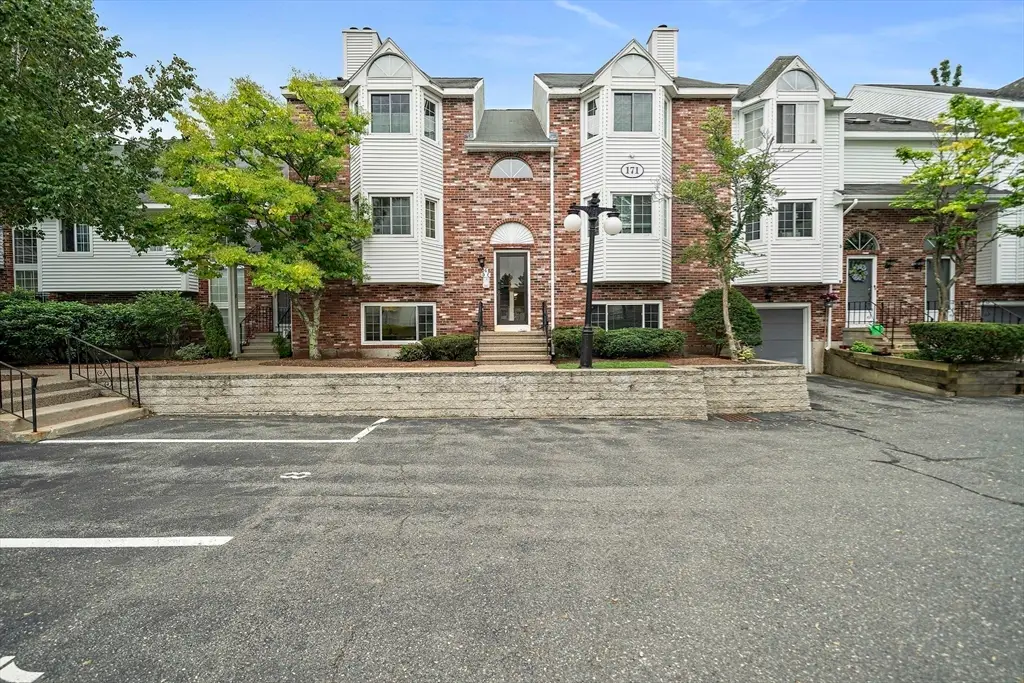 171 Tall Oaks Dr #F, Weymouth, MA 02190 - #1
