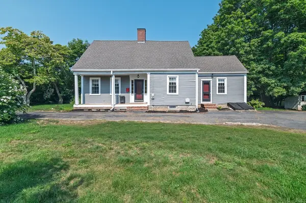 69 Main St, Kingston, MA 02364