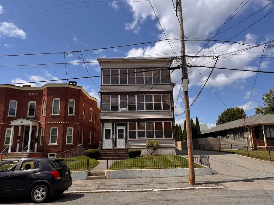 102 Fourth Ave, Lowell, MA 01854 - #2