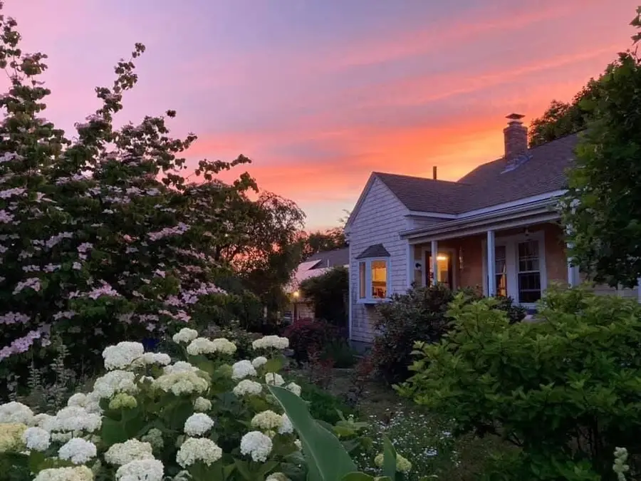 364 Alden Rd, Fairhaven, MA 02719 - #2