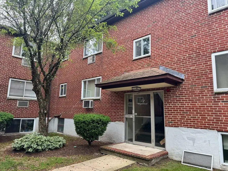 72 Bryon Rd. #2, Chestnut Hill, MA 02467 - #2