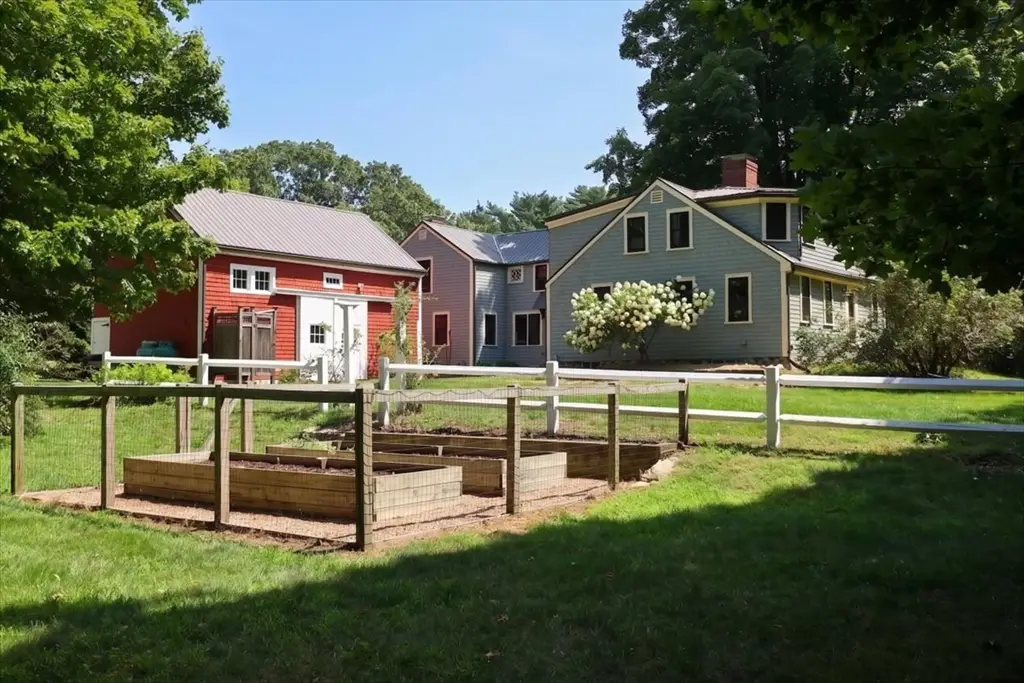 56 Brigantine Cir, Norwell, MA 02061 - #1