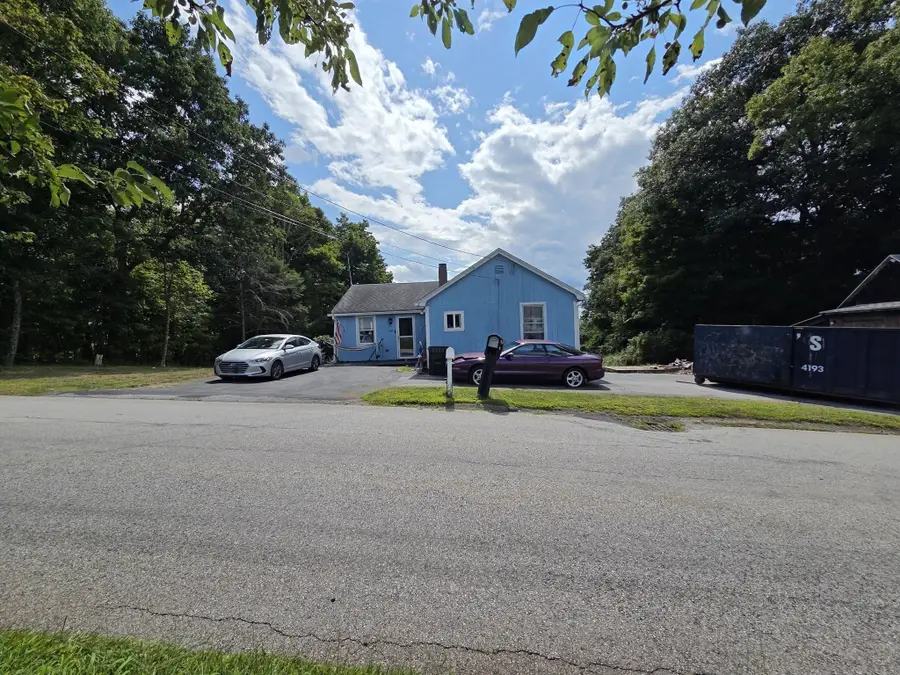 40 Upper Gore Rd, Webster, MA 01570 - #2