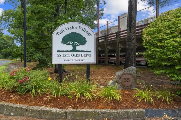 55 Tall Oaks Drive #705, Weymouth, MA 02190