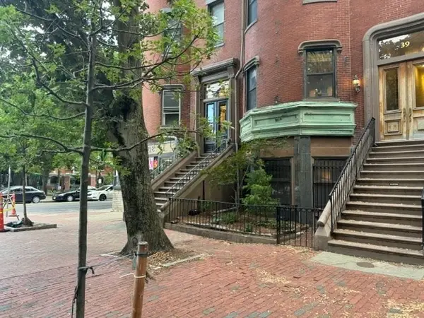 41 Worcester Square #1`, Boston, MA 02118