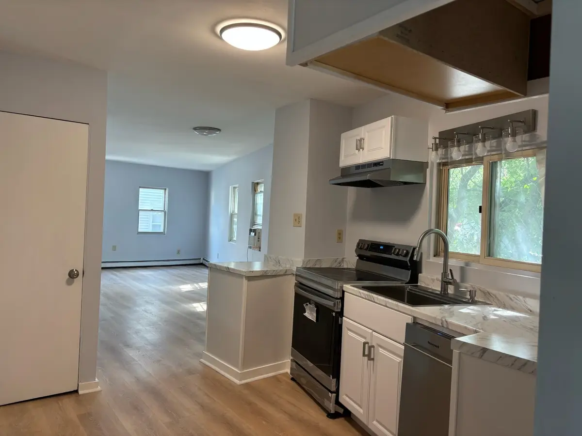17 Howell Ct., Chelsea, MA 02150 - #1