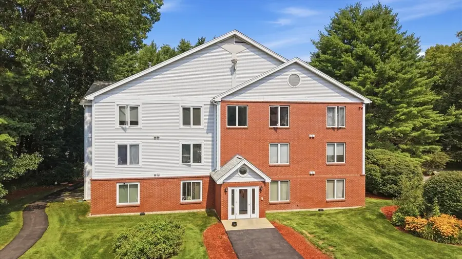 1 Timberwood Dr #206, Goffstown, NH 03045 - #2