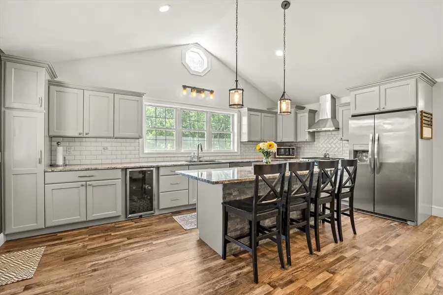 20 Mountain View St, South Hadley, MA 01075 - #2